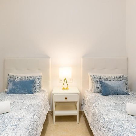 Agua II & Seasonal Pool By Ele Apartments มาลากา ภายนอก รูปภาพ